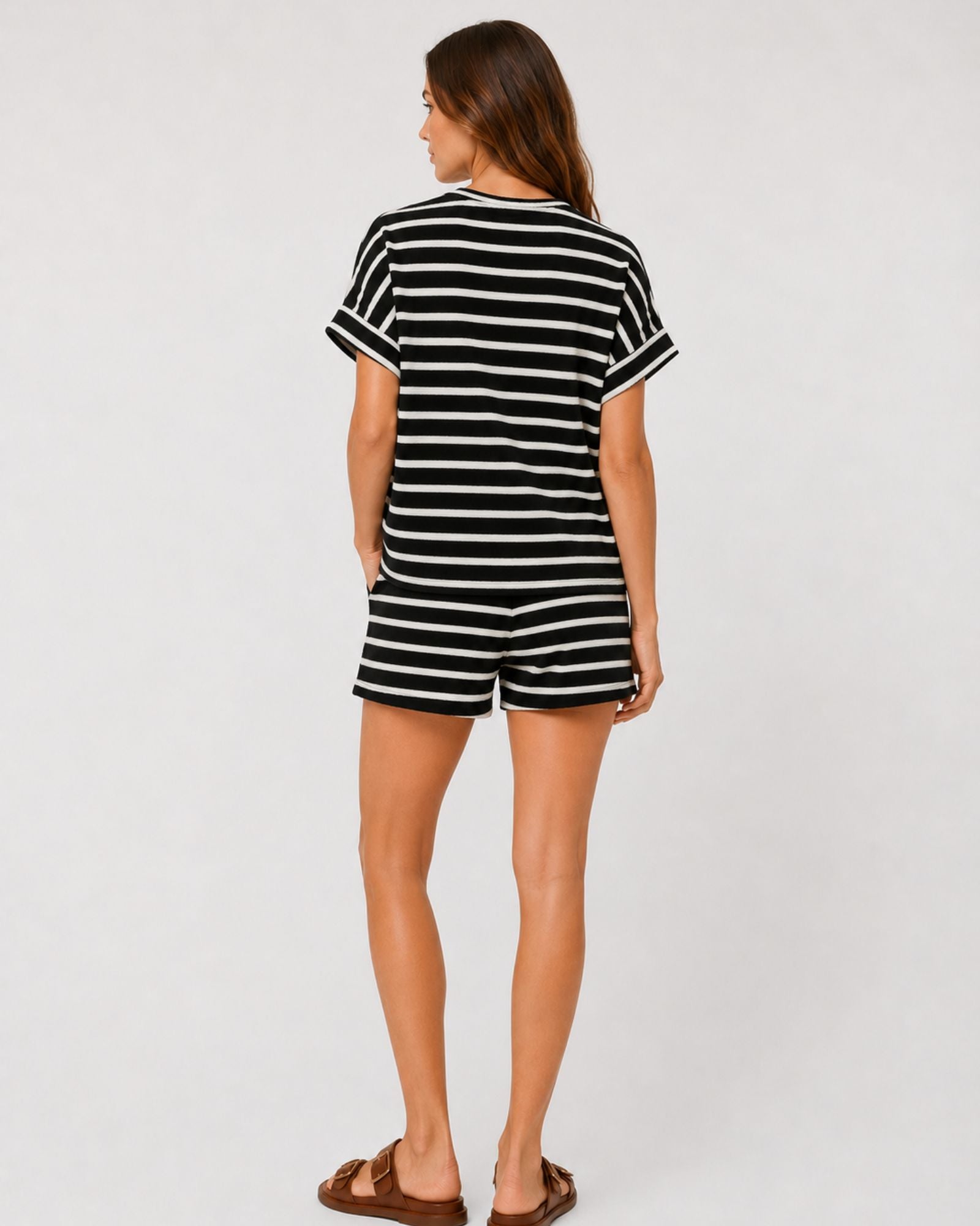 VMLINE STRIPE SHORTS